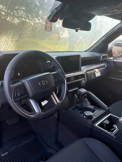 New 2026 Toyota 4Runner SR5 AWD/4WD image 13