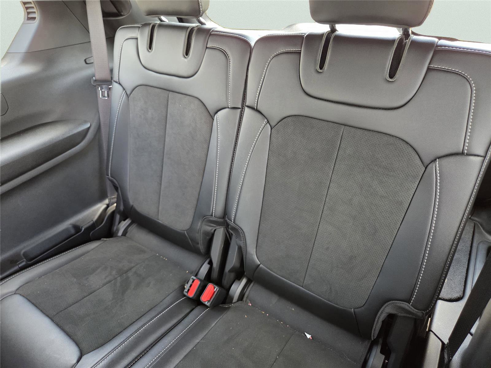 New 2025 Jeep Grand Cherokee L Altitude image 25