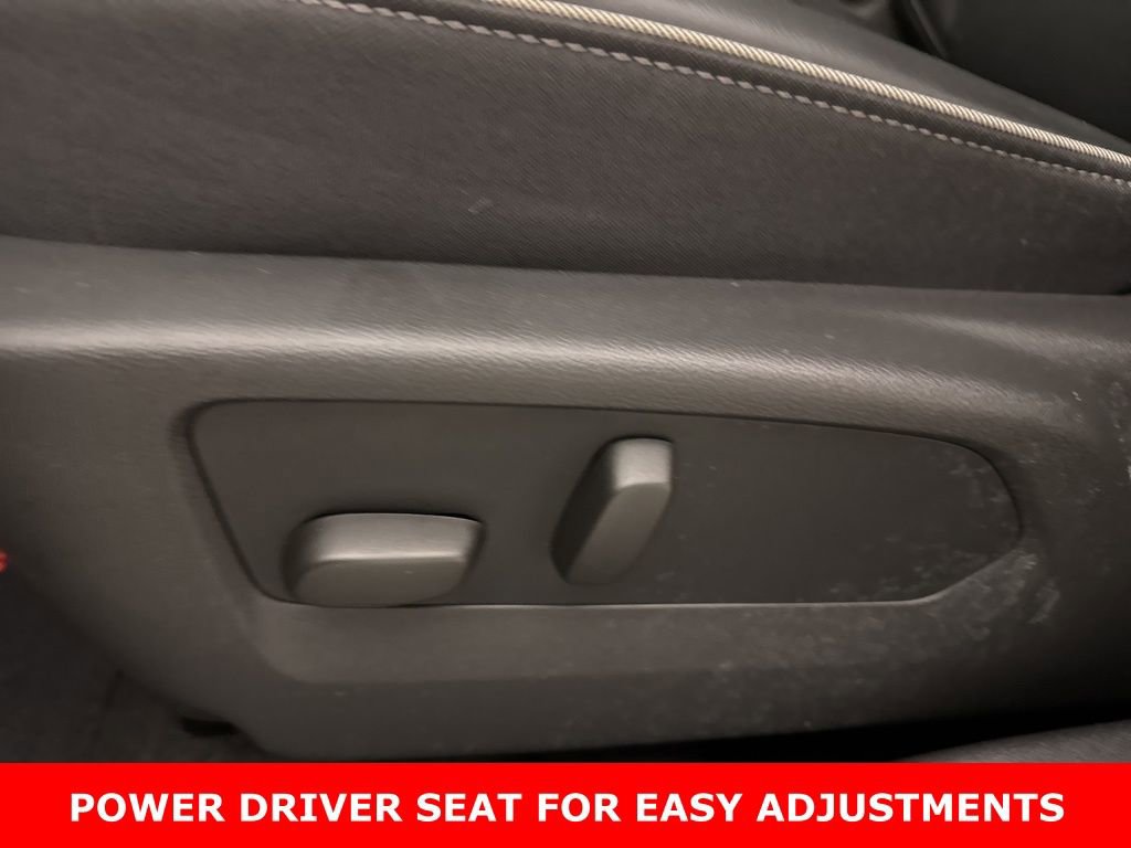 Used 2023 Buick Envision Essence image 5