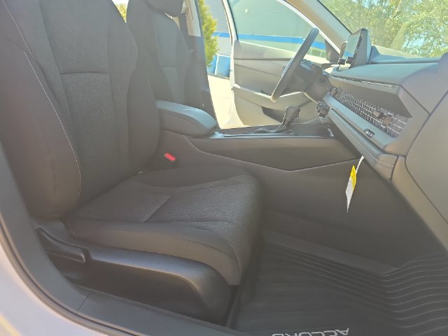 Used 2025 Honda Accord LX image 11