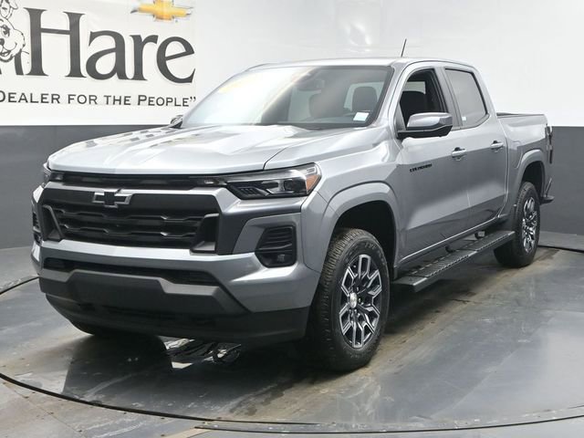 Used 2023 Chevrolet Colorado LT w/ LT Convenience Package III image 32