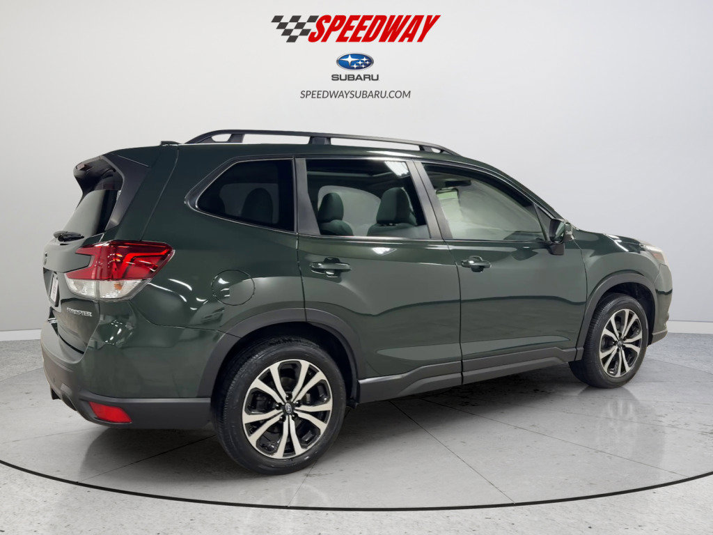 Used 2023 Subaru Forester Limited image 10