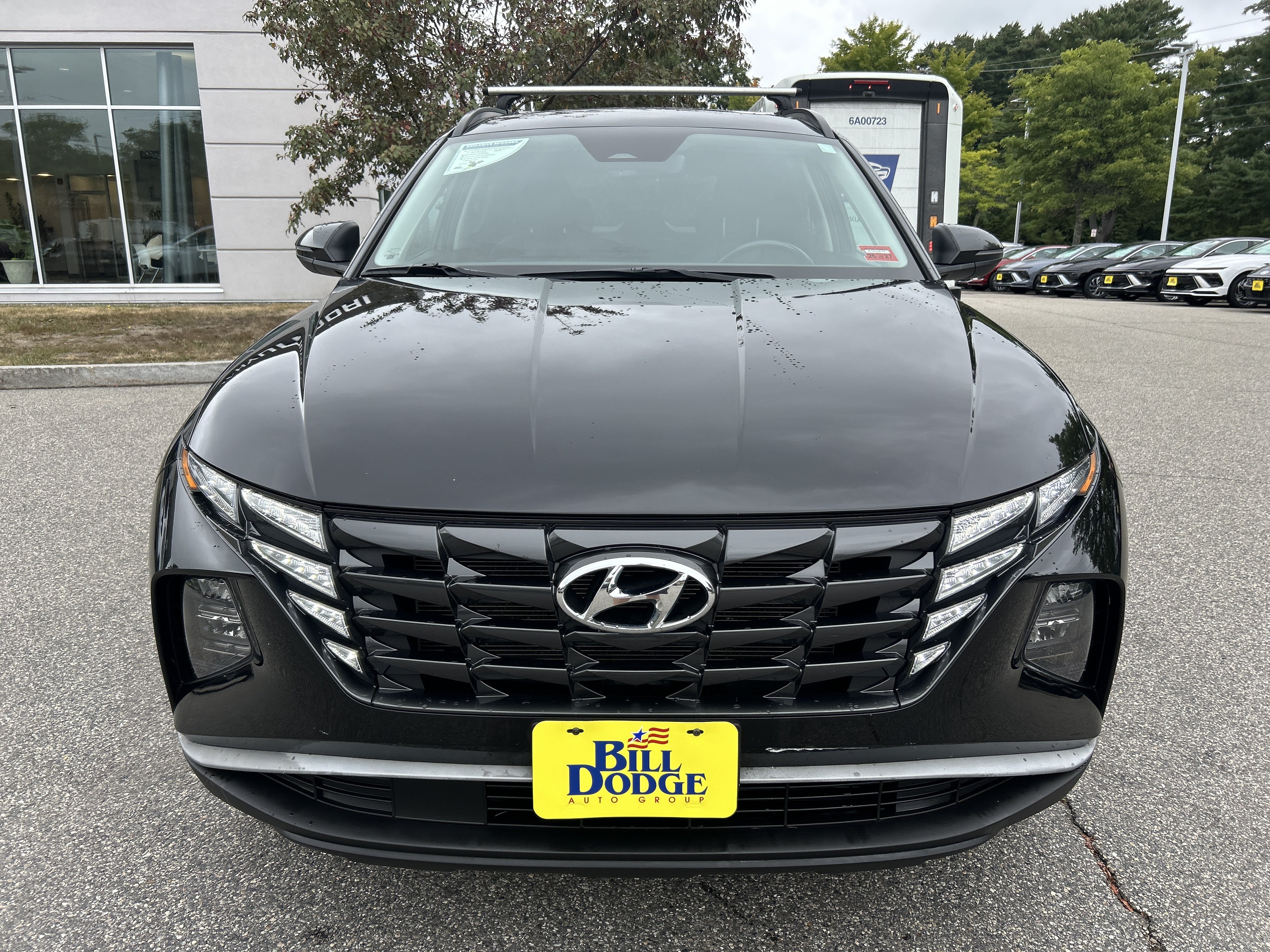 Certified 2023 Hyundai Tucson SEL w/ Convenience Package AWD/4WD image 2