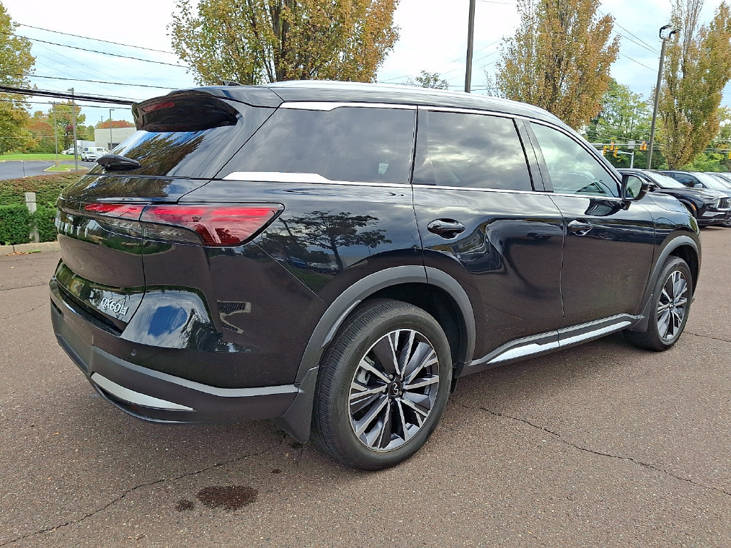 Certified 2026 INFINITI QX60 Luxe w/ Cargo Package AWD/4WD image 6