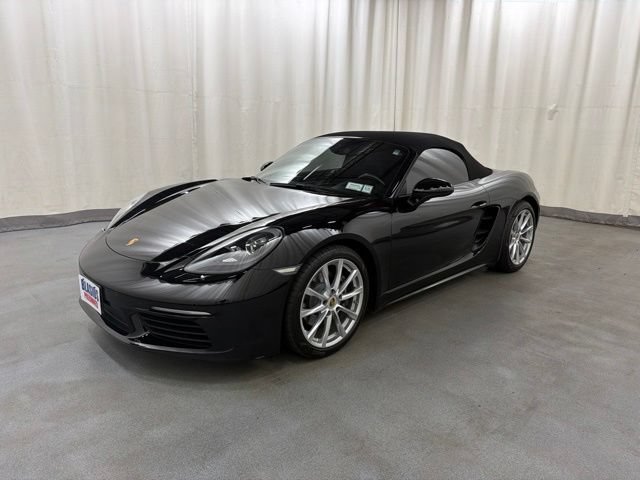 Used 2019 Porsche 718 Boxster RWD image 2