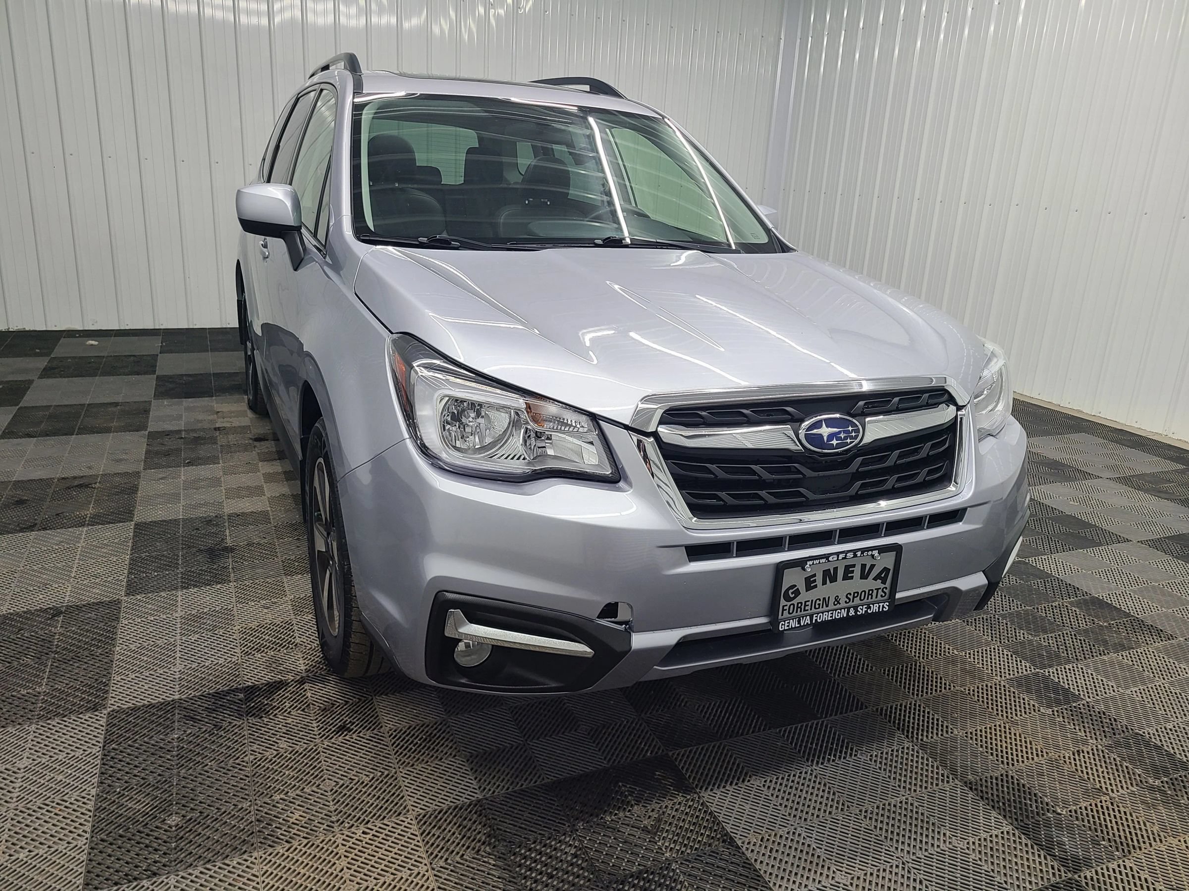 Used 2017 Subaru Forester 2.5i Limited AWD/4WD image 5