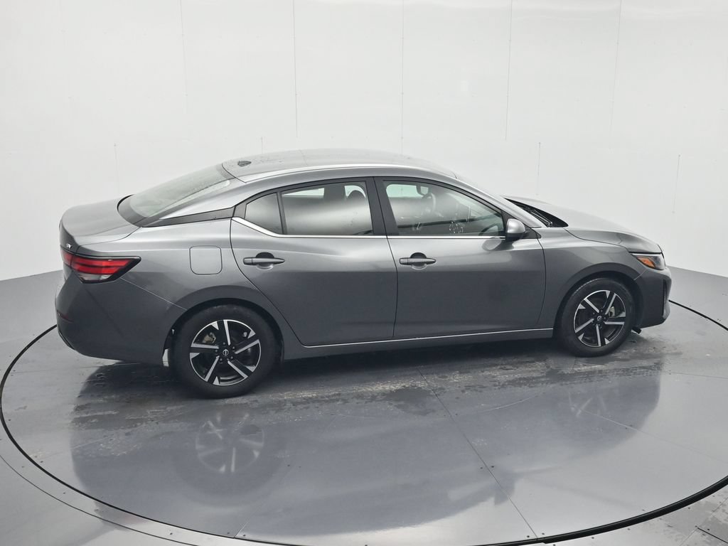 Used 2024 Nissan Sentra SV FWD image 31