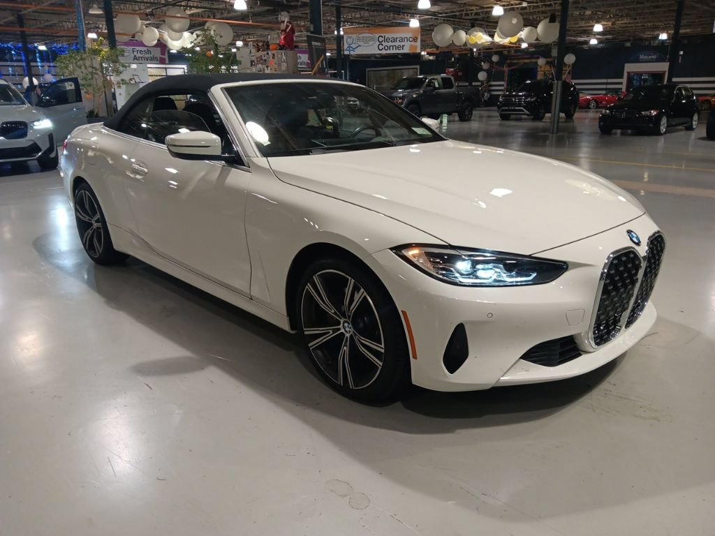 Used 2024 BMW 430i xDrive Convertible w/ Premium Package AWD/4WD video 1