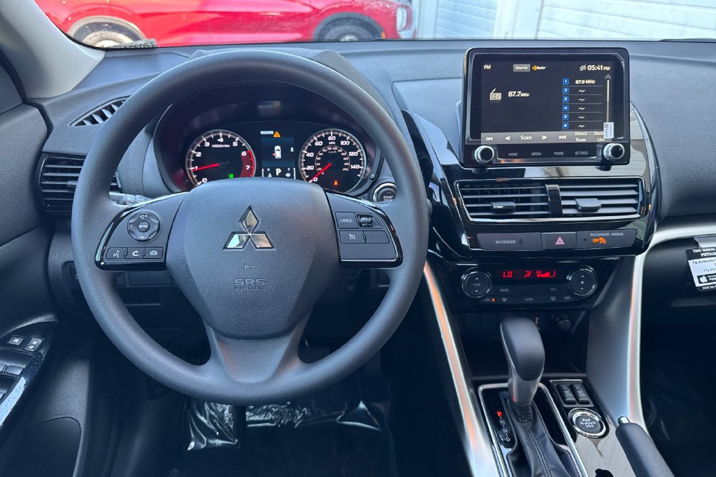 New 2026 Mitsubishi Eclipse Cross LE AWD/4WD image 15