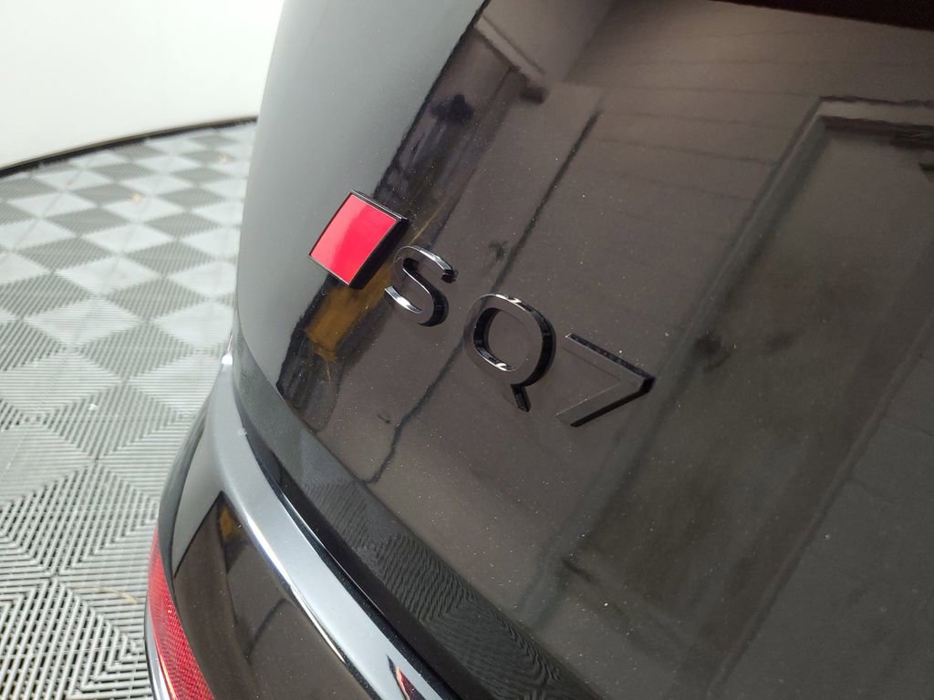 New 2026 Audi SQ7 Premium Plus image 7