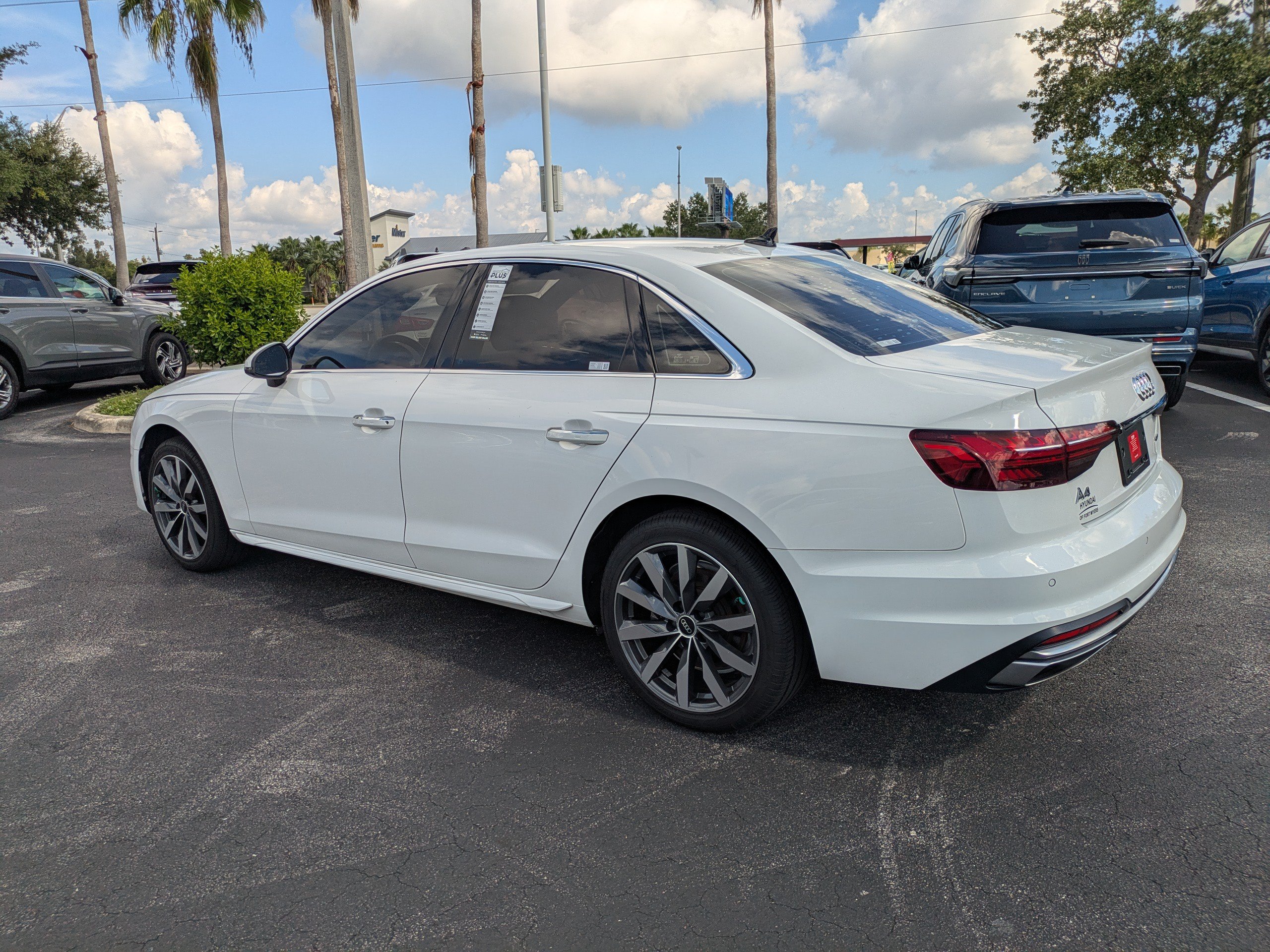 Used 2022 Audi A4 2.0T Premium w/ Convenience Package AWD/4WD image 7