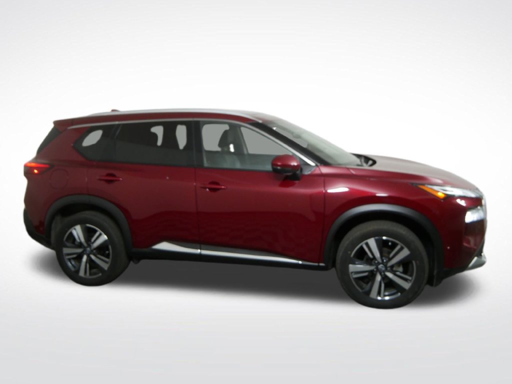 Used 2023 Nissan Rogue Platinum AWD/4WD image 2