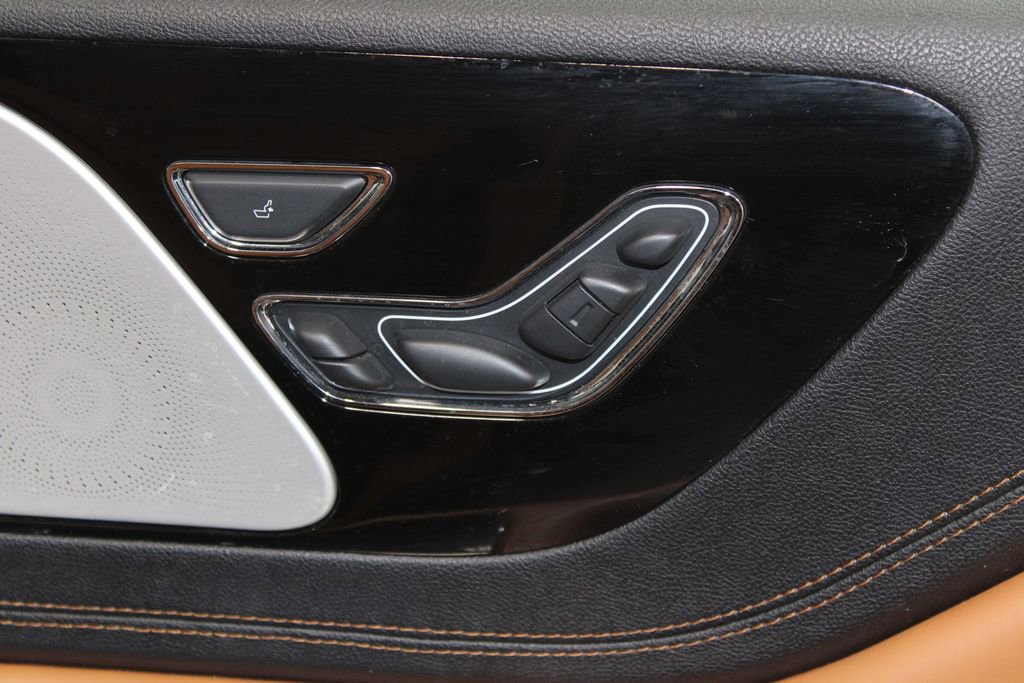 Used 2022 Lincoln Aviator Black Label w/ Class IV Trailer Tow Package image 29