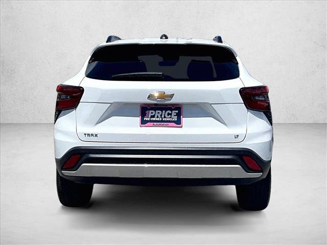 Used 2025 Chevrolet Trax LT w/ Driver Confidence Package FWD image 4