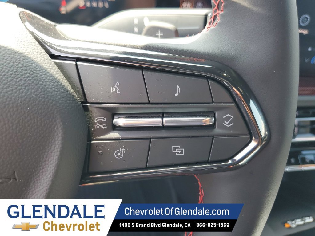 New 2026 Chevrolet Traverse RS w/ LPO, Floor Liner Package FWD image 24