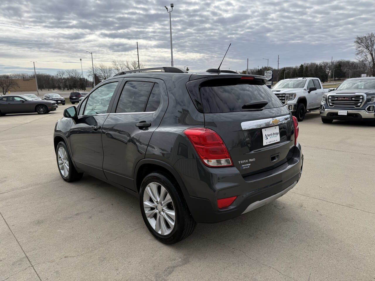 Used 2020 Chevrolet Trax Premier AWD/4WD image 3