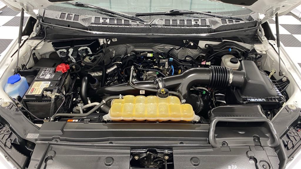 Used 2019 Ford F150 XLT image 12