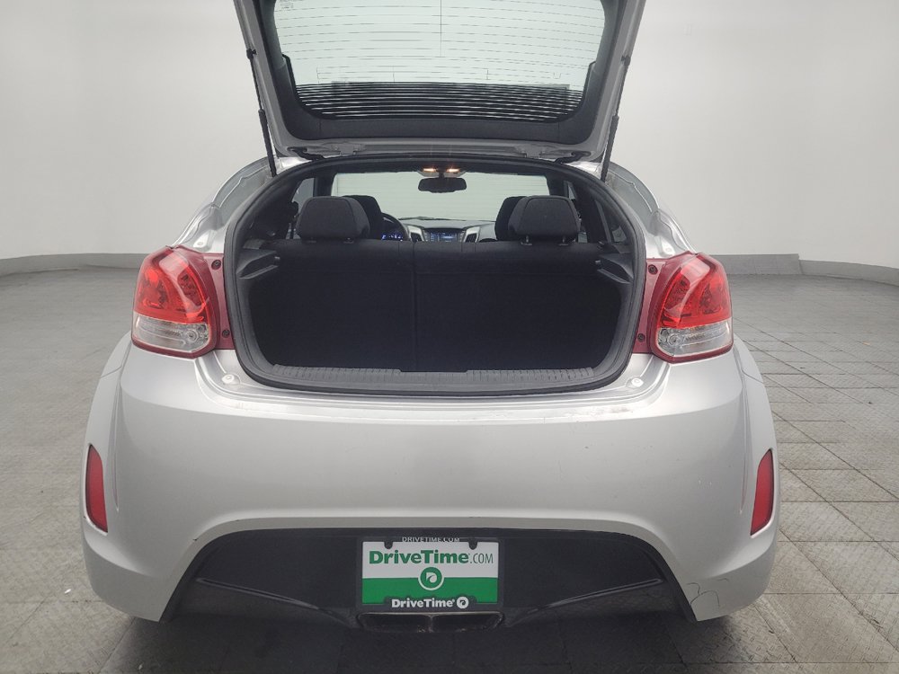 Used 2017 Hyundai Veloster Value Edition FWD image 29