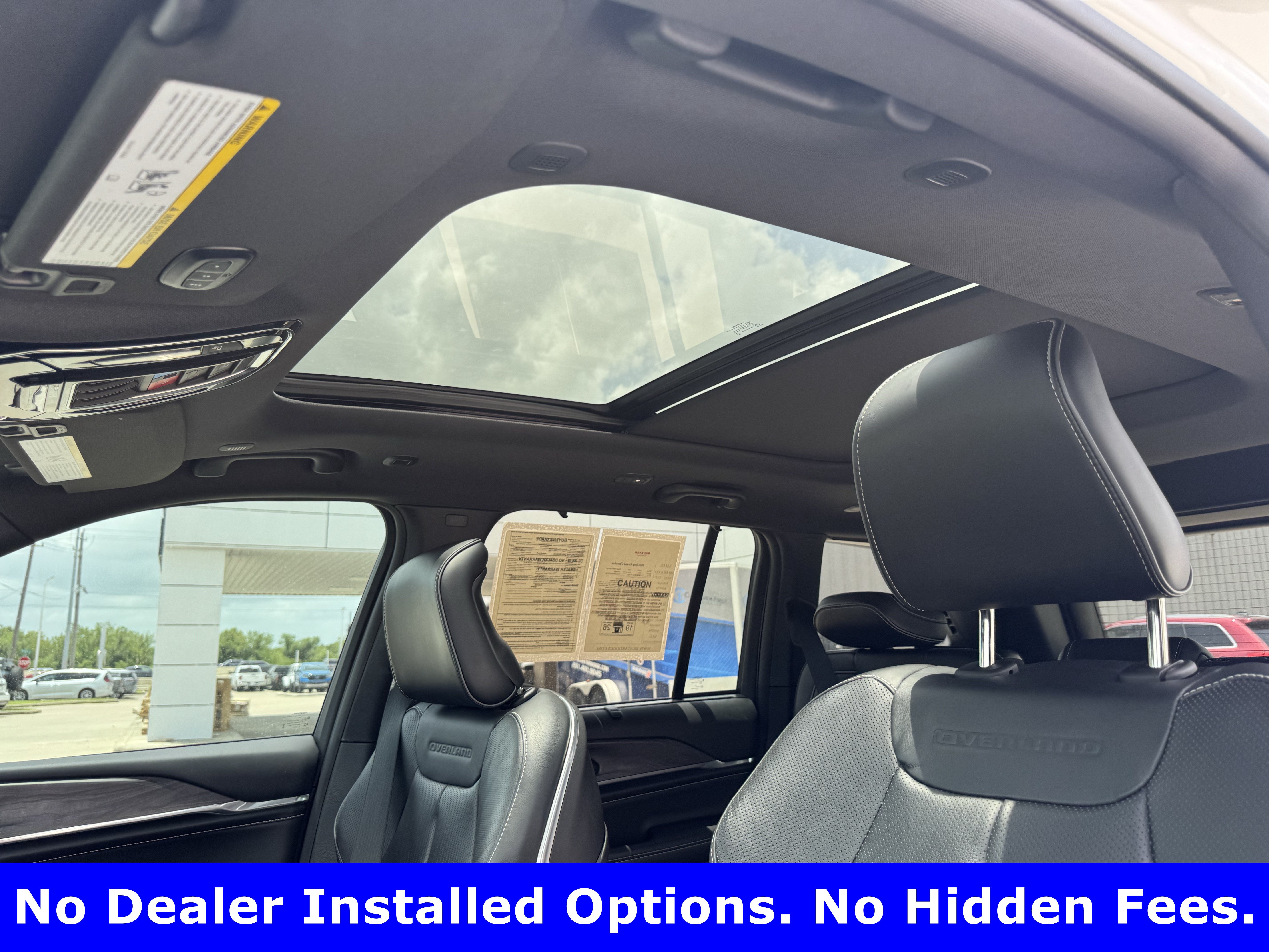 Used 2024 Jeep Grand Cherokee Overland w/ Luxury Tech Group IV AWD/4WD image 24