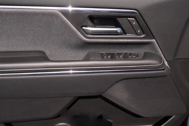 Used 2026 GMC Sierra EV Elevation AWD/4WD image 22