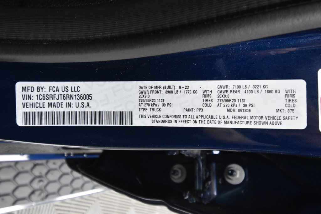 Used 2024 RAM 1500 Laramie AWD/4WD image 24