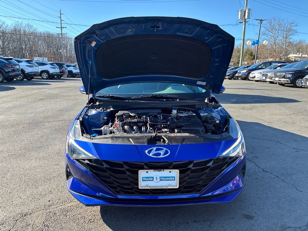 Used 2023 Hyundai Elantra SEL image 9