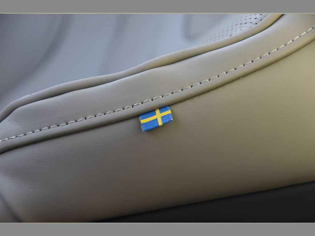 New 2026 Volvo EX90 Ultra AWD/4WD image 40
