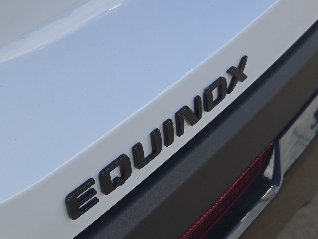 New 2027 Chevrolet Equinox RS FWD image 7