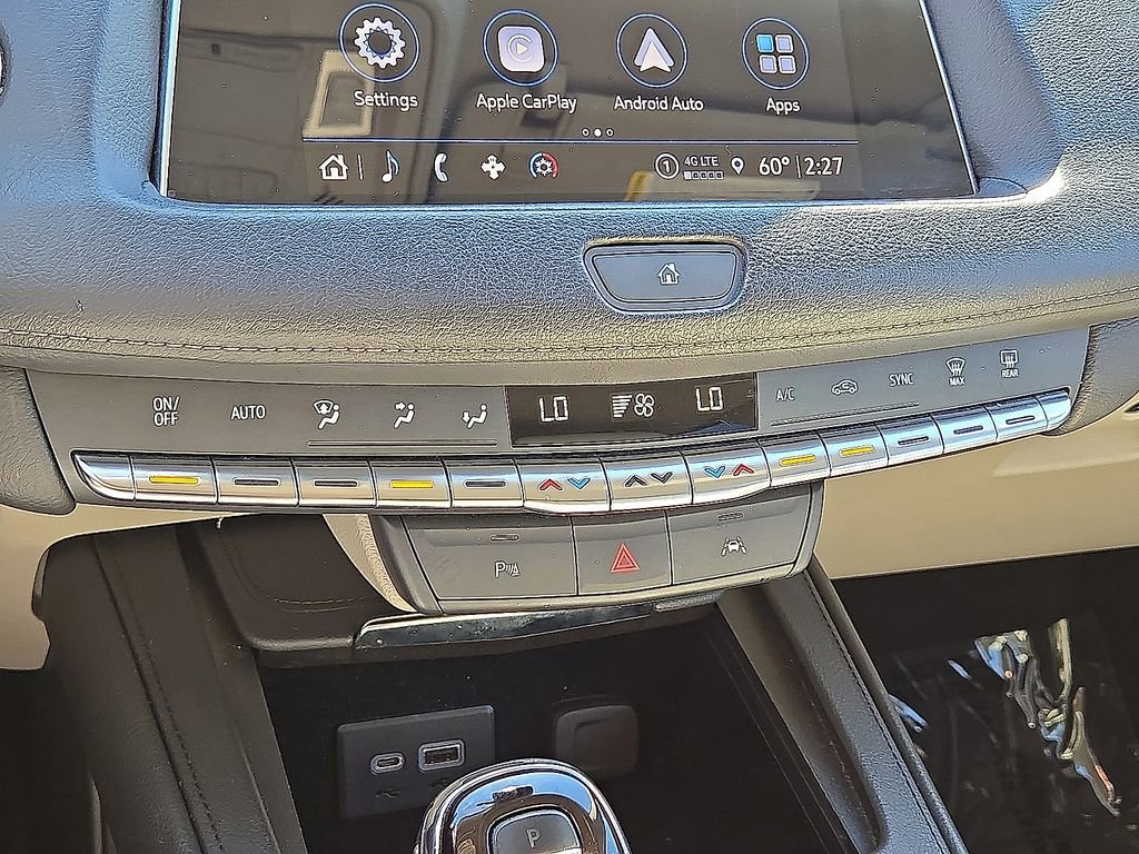 Used 2023 Cadillac XT4 Premium Luxury image 30