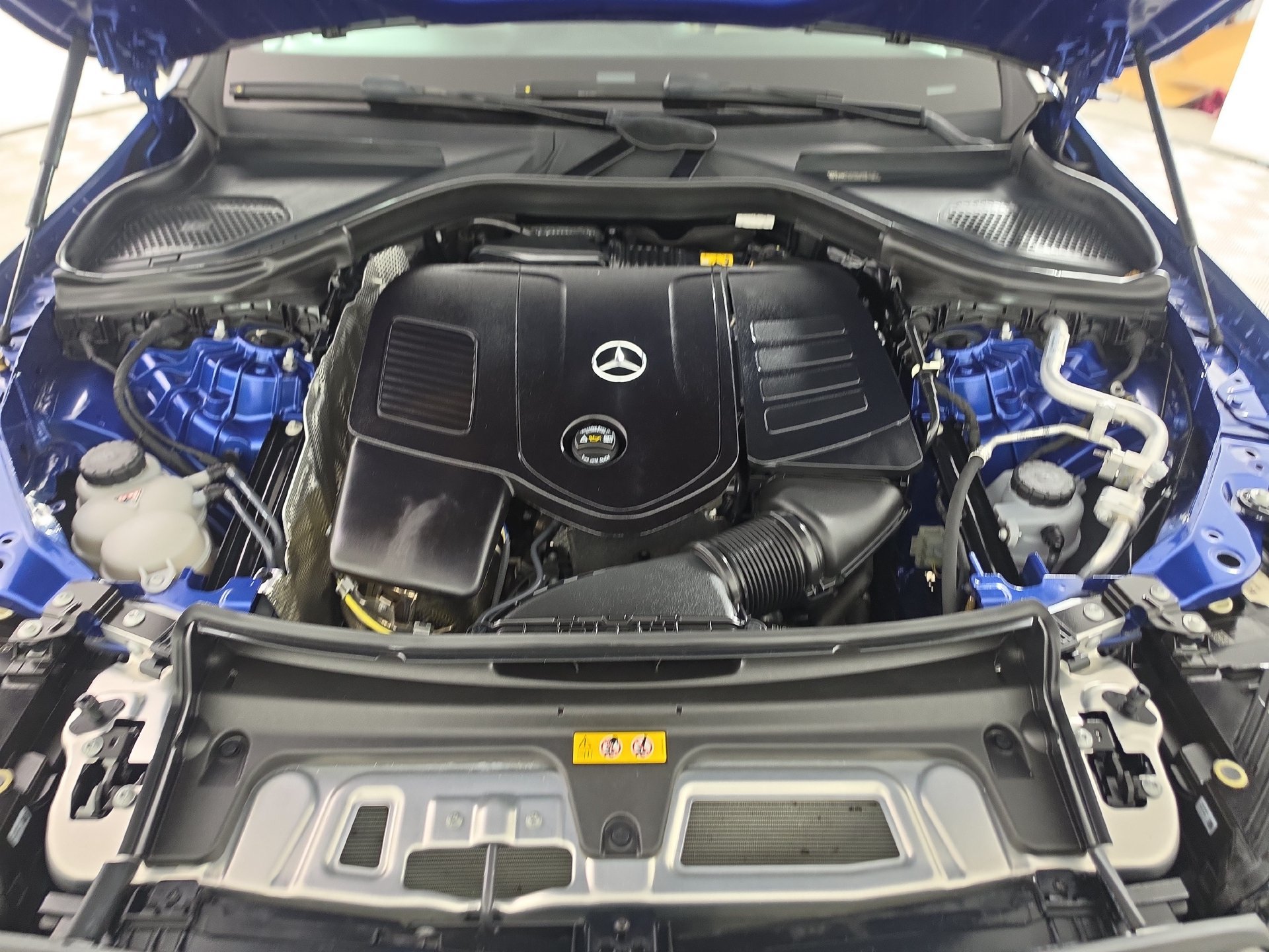 Used 2025 Mercedes-Benz GLC 300 image 44