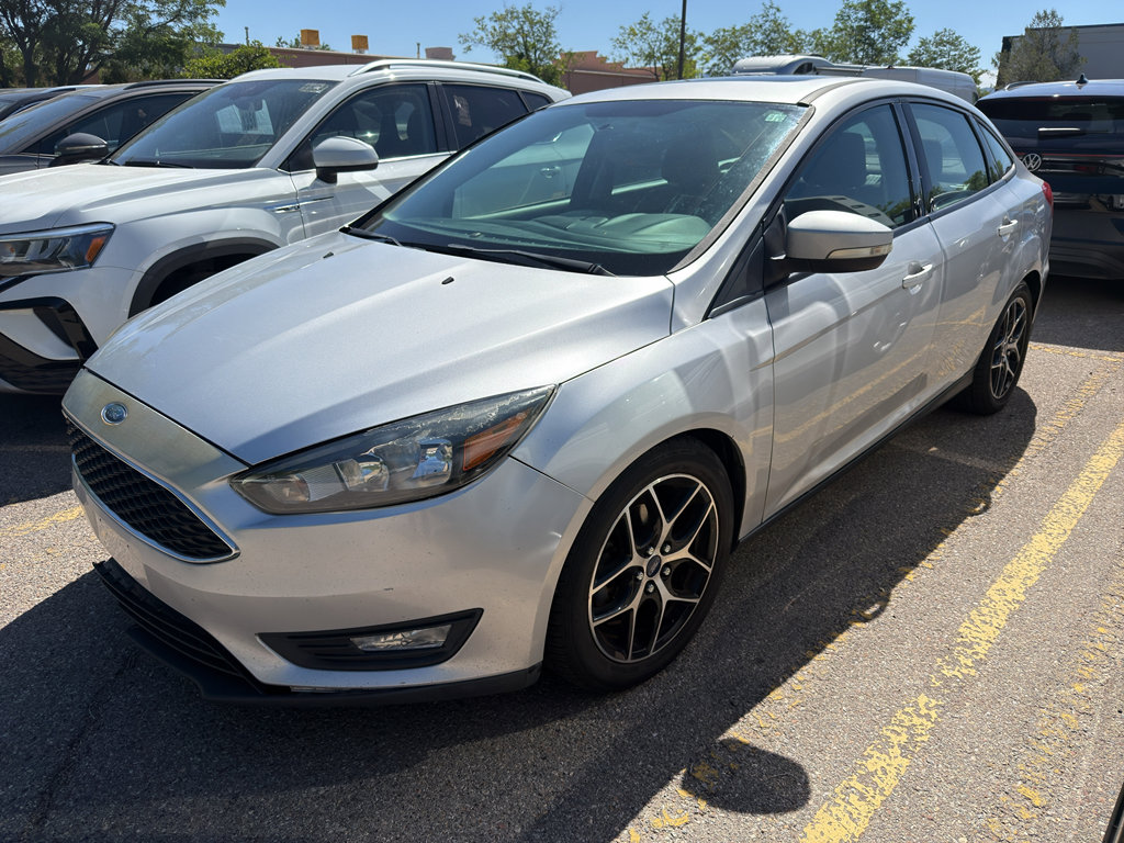 Used 2018 Ford Focus SEL w/ Cold Weather Package FWD image 1