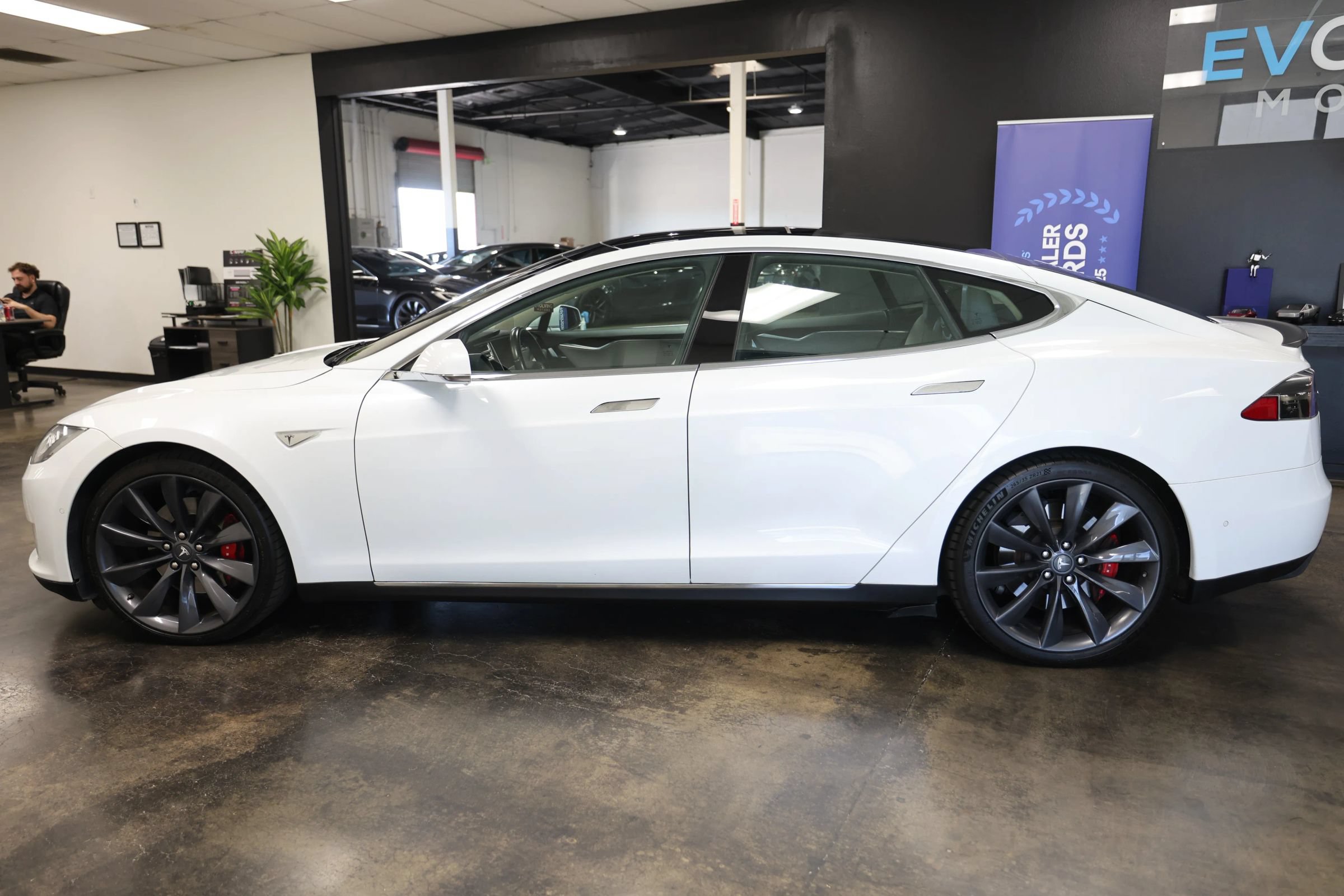 Used 2015 Tesla Model S P85D AWD/4WD image 11