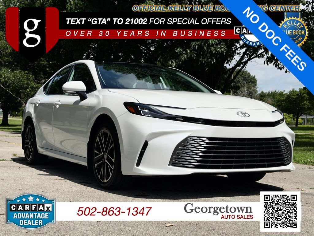 Used 2025 Toyota Camry XLE AWD/4WD image 1