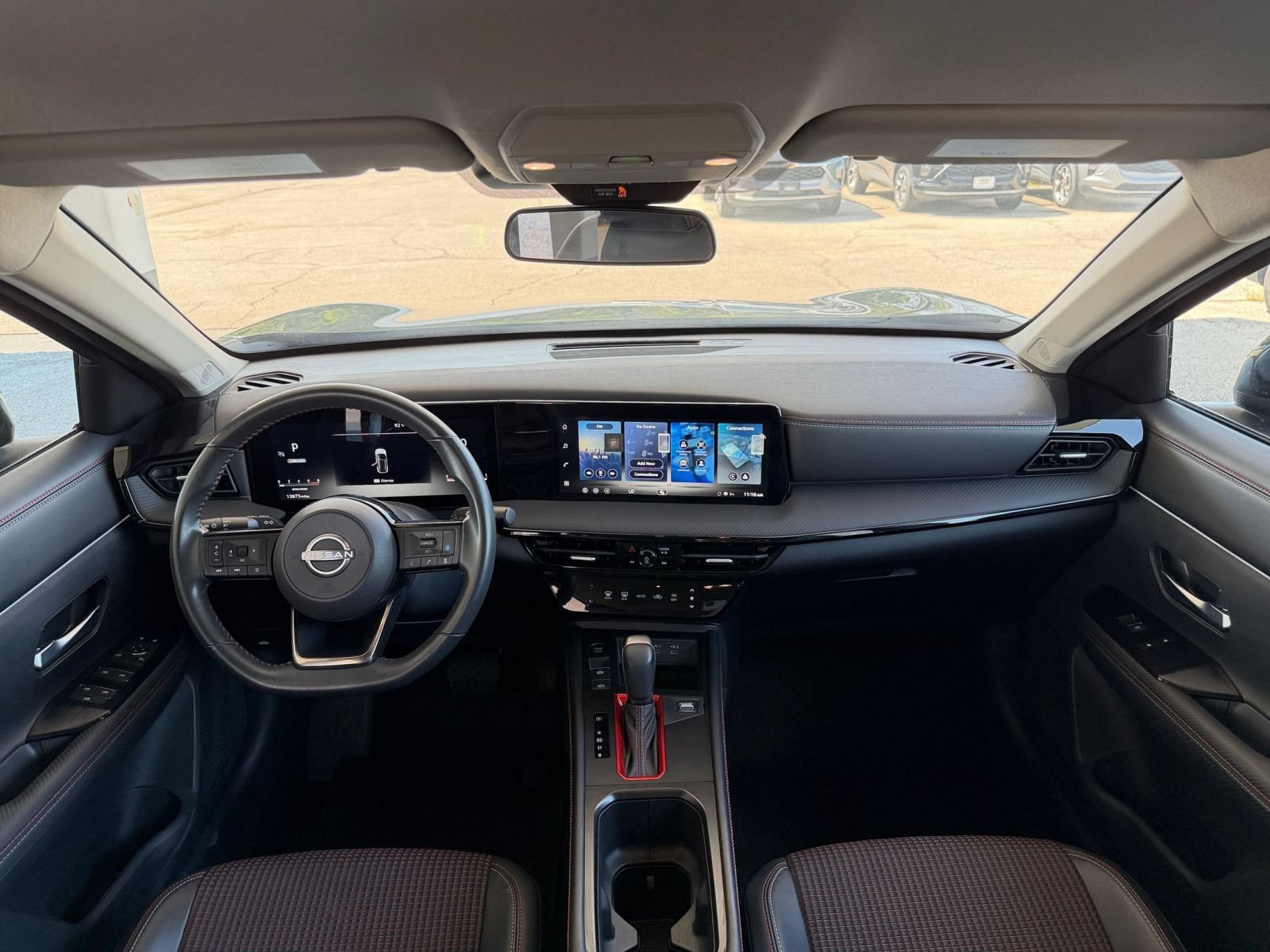 Used 2026 Nissan Kicks SR FWD image 27