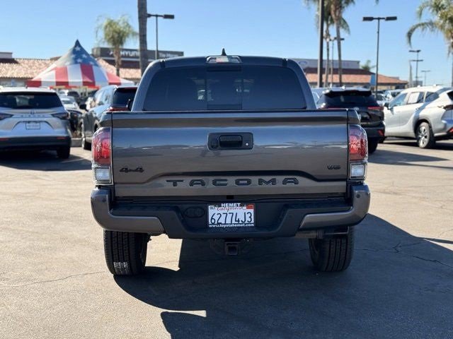 Used 2022 Toyota Tacoma Limited image 7
