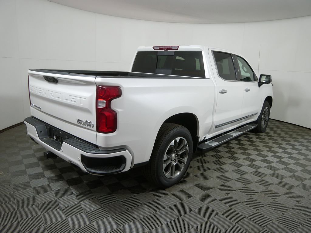 Used 2023 Chevrolet Silverado 1500 High Country w/ Technology Package video 3