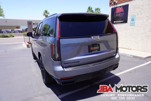Used 2022 Cadillac Escalade Sport Platinum w/ Heavy-Duty Trailer Package image 90