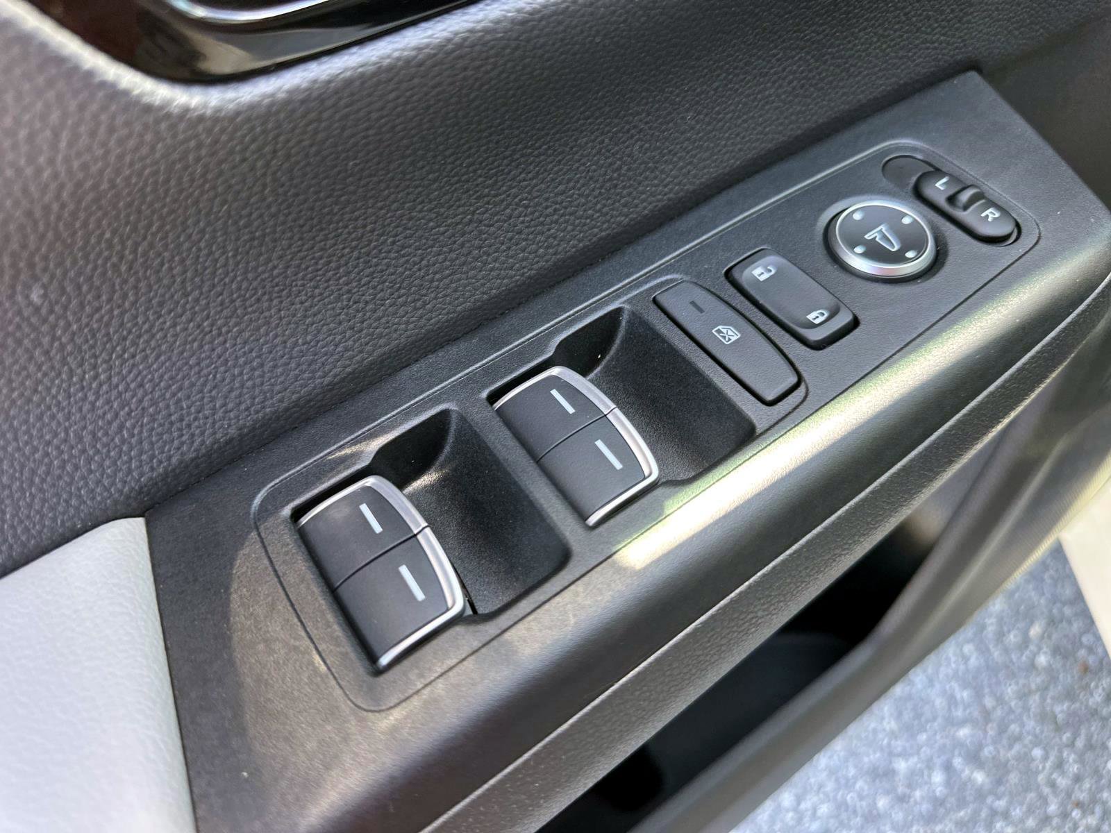 Used 2024 Honda CR-V EX-L image 19