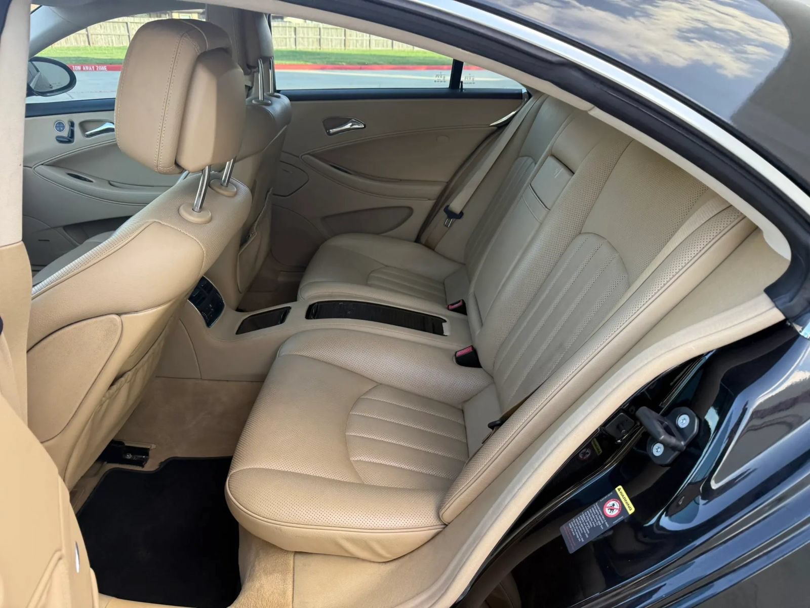 Used 2007 Mercedes-Benz CLS 550 image 15