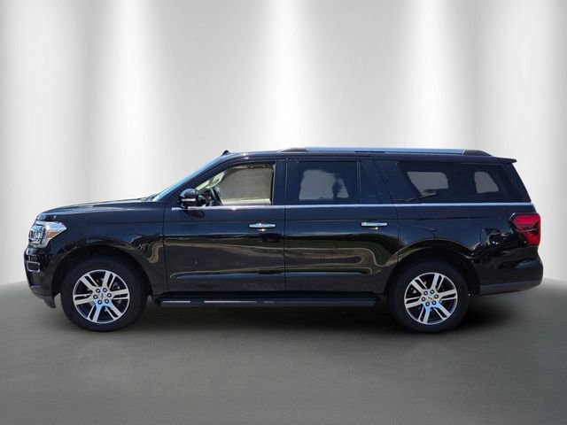 Used 2024 Ford Expedition Max Limited AWD/4WD image 2
