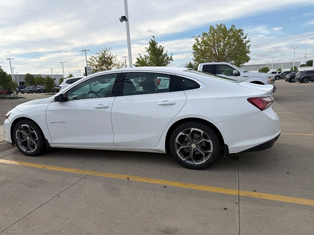 Used 2020 Chevrolet Malibu LT FWD image 7