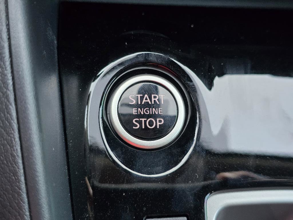 New 2025 Nissan Versa SV w/ Trunk Package image 22