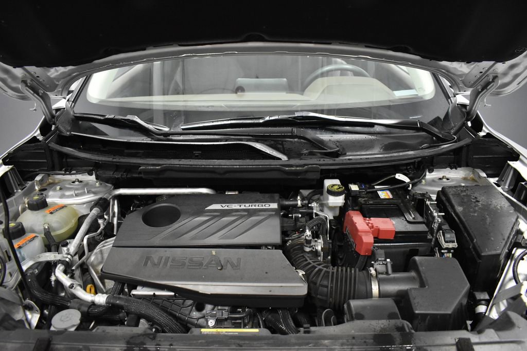 Used 2023 Nissan Rogue SV image 31