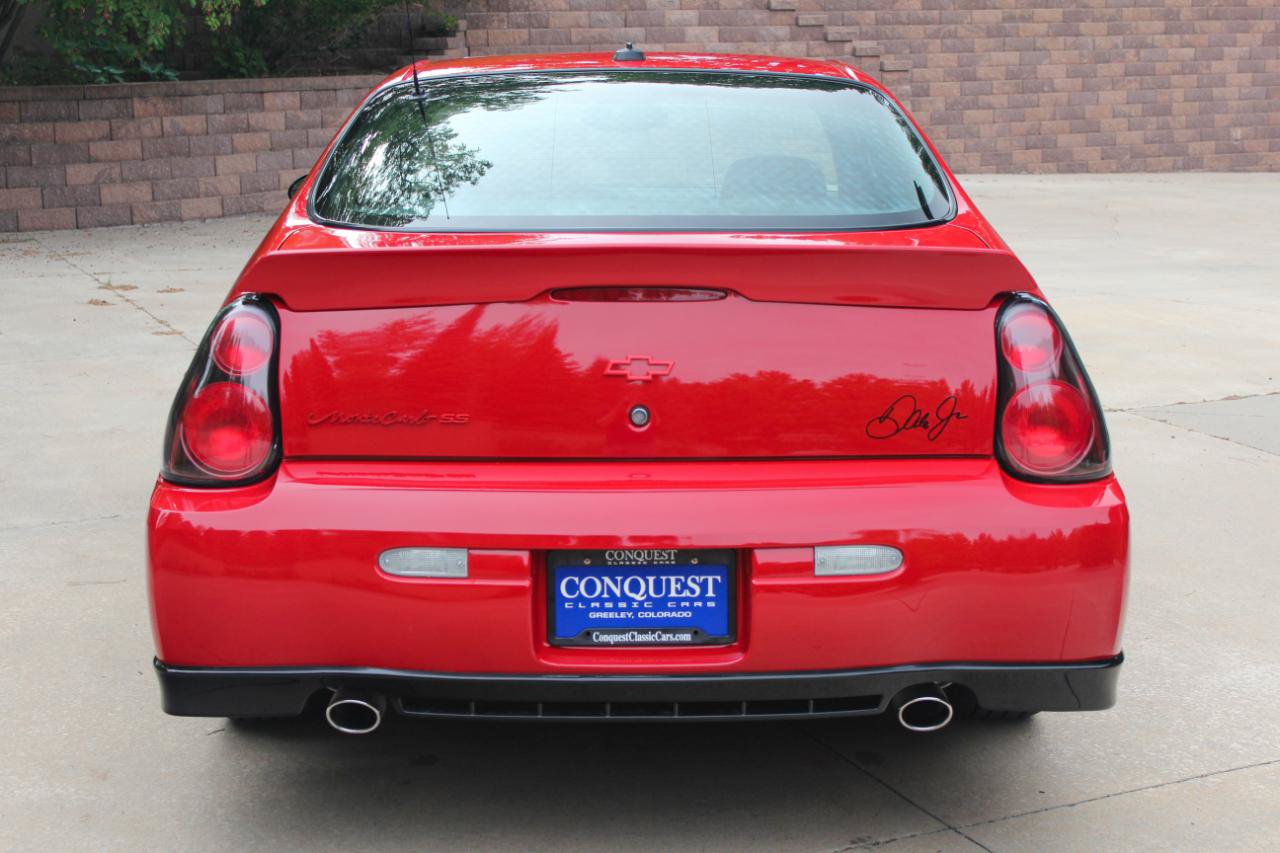 Used 2004 Chevrolet Monte Carlo SS w/ Dale Earnhardt Jr. Package FWD image 13