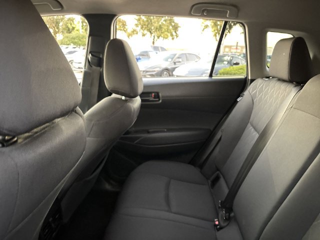 Used 2025 Toyota Corolla Cross LE FWD image 14