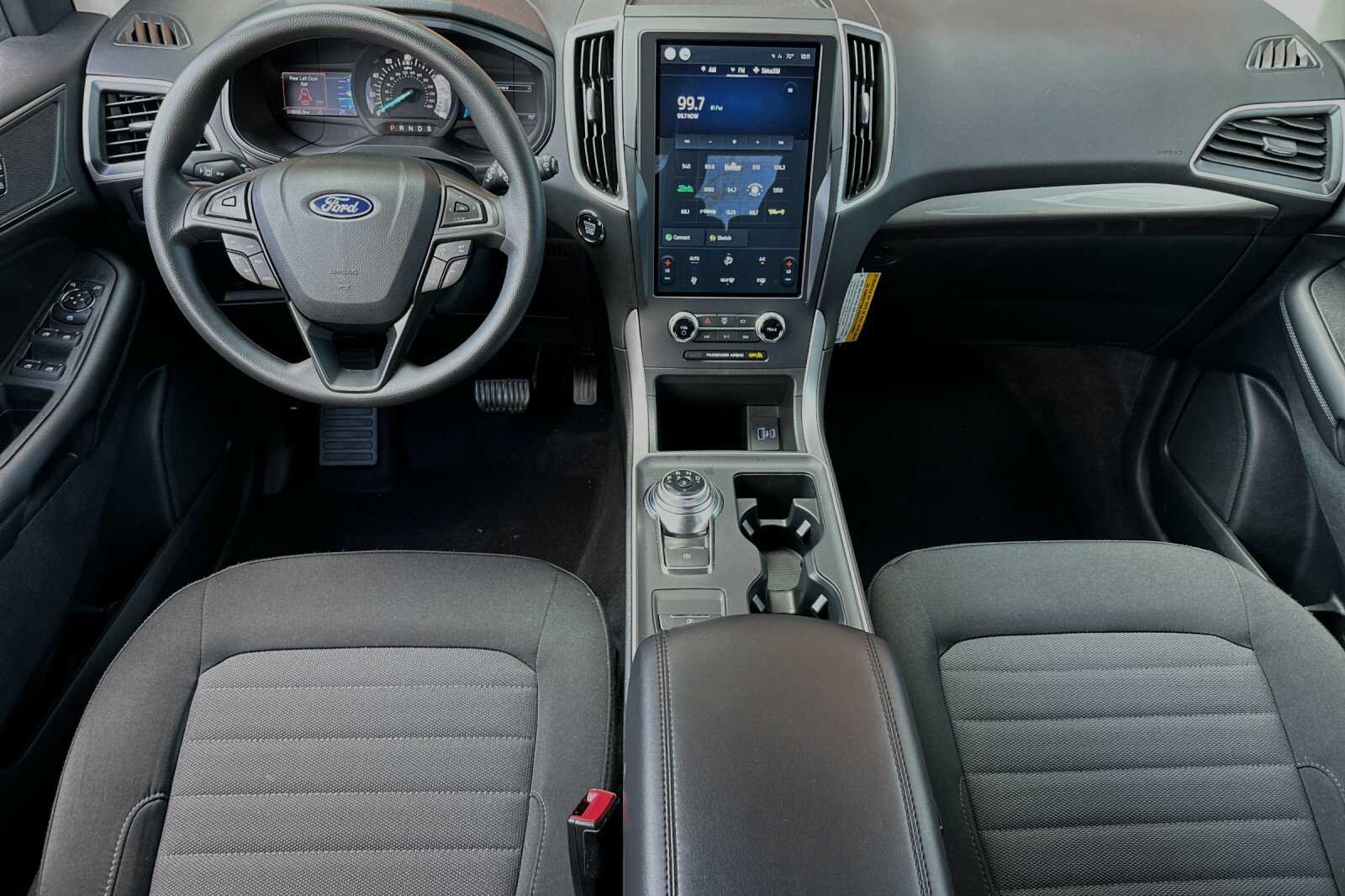 New 2024 Ford Edge SE w/ Black Appearance Package AWD/4WD image 10