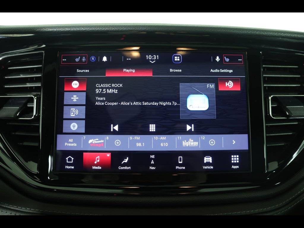 Used 2022 Dodge Durango GT image 28