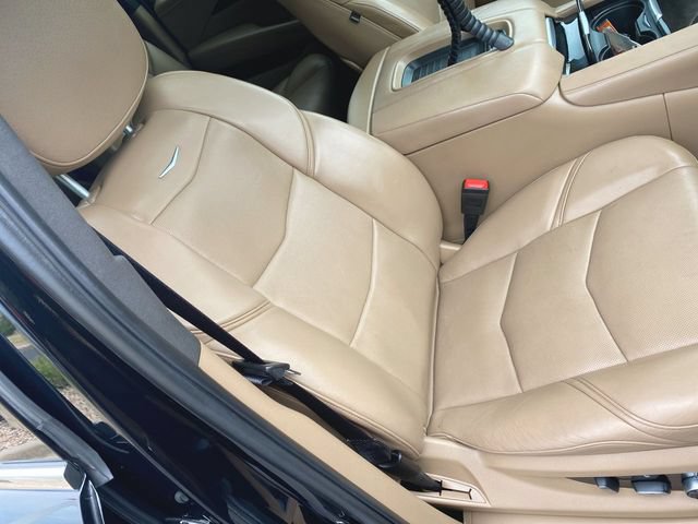 Used 2019 Cadillac Escalade ESV Platinum AWD/4WD image 26