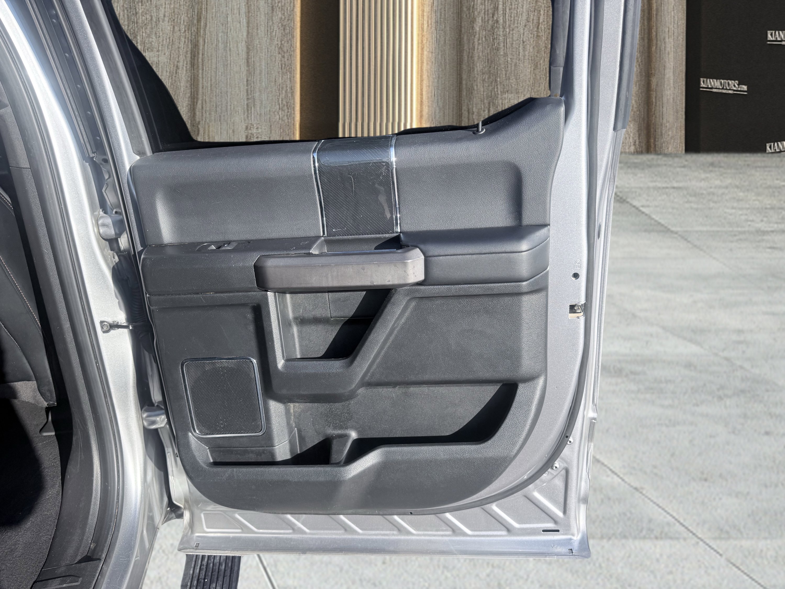 Used 2020 Ford F350 Platinum image 39