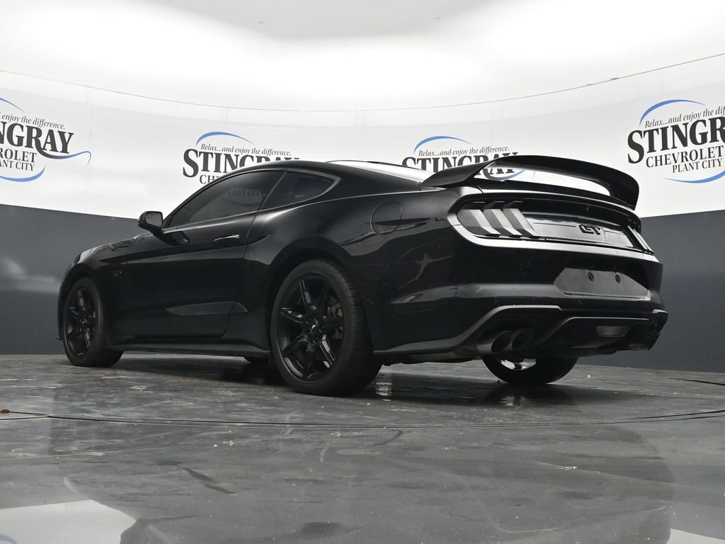 Used 2018 Ford Mustang GT Premium w/ Black Accent Package RWD image 30